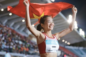Nguyen Thi Oanh et le cap des 15 médailles d'or en athlétisme aux Jeux d'Asie du Sud-Est