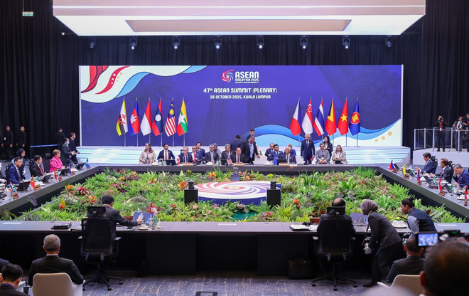 vna-potal-thu-tuong-pham-minh-chinh-tham-du-phien-toan-the-hoi-nghi-cap-cao-asean-lan-thu-47-8364259.jpg