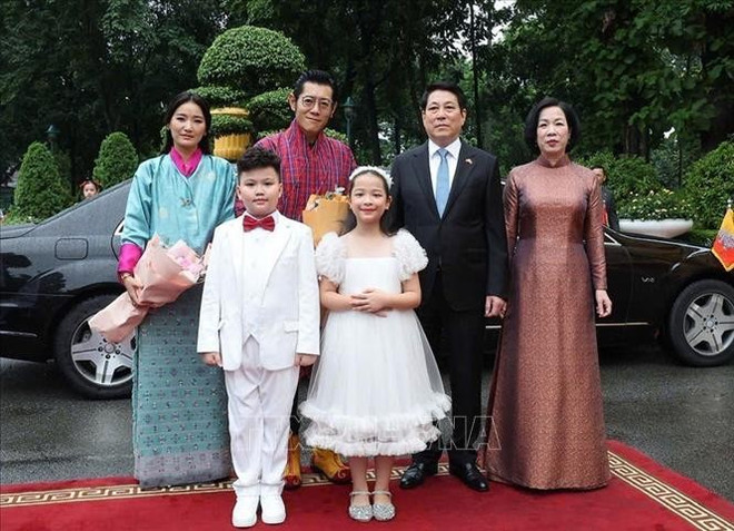 vna-potal-chu-tich-nuoc-chu-tri-le-don-quoc-vuong-bhutan-tham-cap-nha-nuoc-toi-viet-nam-stand.jpg