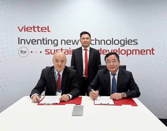 Viettel signe des accords stratégiques avec des entreprises de premier plan. Photo: Viettel mwc-barcelona-2025-vds-insuremo.jpg
