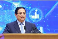 Le Premier ministre Pham Minh Chinh prend la parole, soulignant l’orientation fondée sur l’esprit des « cinq pionniers, cinq “avoir” et cinq “ne pas” ». Photo : VNA