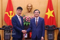 Renforcement de la coopération entre le Vietnam et Samsung Vietnam dans la formation des cadres dirigeants