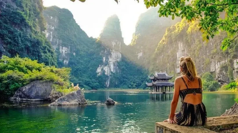 Ninh Binh attire beacoup de touristes. Photo: VietnamPlus