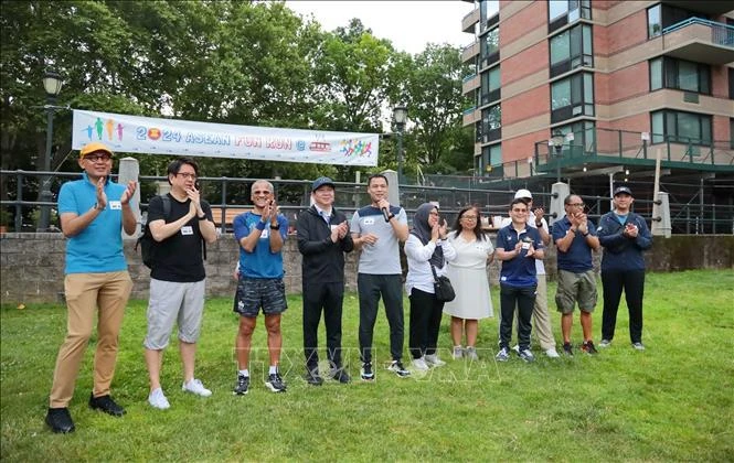 Le Vietnam organise la course d'amitié intitulé "ASEAN Fun Run" 2024 à New York. Photo: VNA