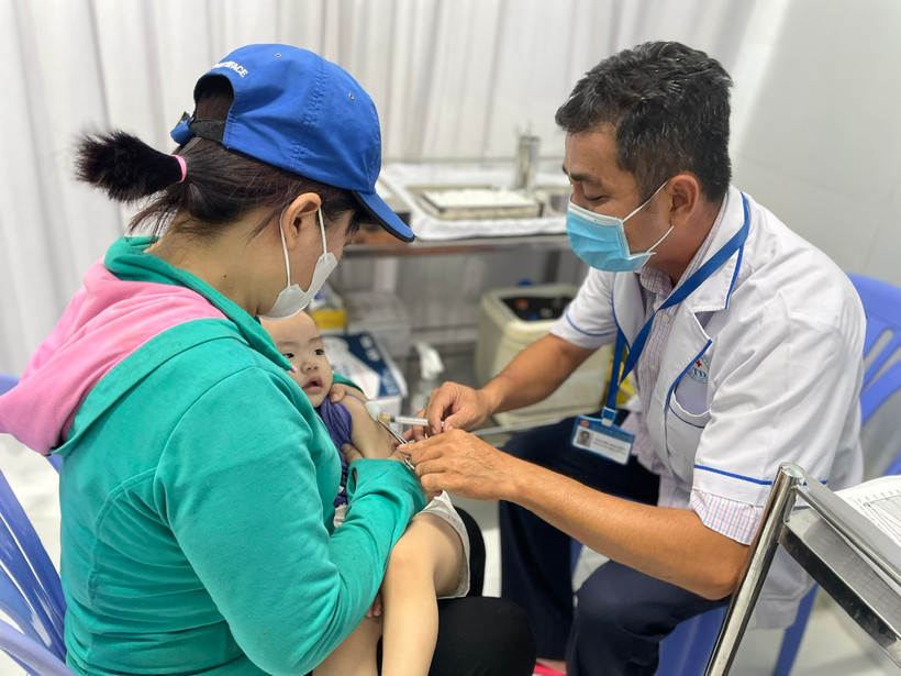 Ho Chi Minh-Ville va lancer une campagne de vaccination contre la rougeole le 31 août. Photo: VNA