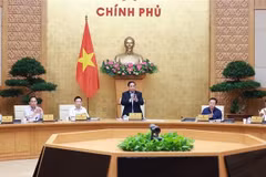 Le Premier ministre Pham Minh Chinh préside la deuxième réunion gouvernementale de septembre consacrée à l’élaboration des lois. Photo : VNA