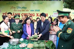 Le président Luong Cuong à Pa Tan, Lai Chau. Photo : VNA