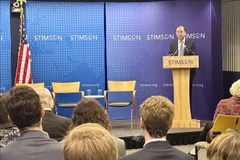 L’ambassadeur du Vietnam aux États-Unis, Nguyen Quoc Dung, prononce un discours. Photo : VNA