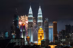 Tours jumelles Petronas à Kuala Lumpur? Photo : Xinhua/VNA 