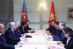 Le secrétaire général du Comité central du Parti communiste du Vietnam To Lam a une entrevue le Premier ministre azerbaïdjanais Ali Asadov. Photo : VNA