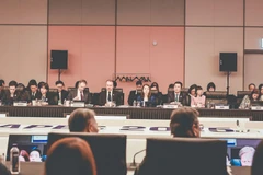 Le ministre Nguyen Hong Dien à la 36ᵉ réunion conjointe des ministres des Affaires étrangères et de l’Économie à Gyeongju. Photo : moit.gov.vn.jpg