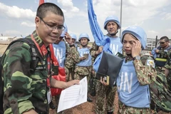 Les 32 premiers membres du personnel de l'Hôpital de campagne de niveau 2 n° 1 du Vietnam sont arrivés au Soudan du Sud où ils participent à la mission onusienne, le 2 octobre 2018. Photo : Archives VNA