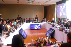 Table ronde ministérielle sur la confiance numérique. Photo : VNA