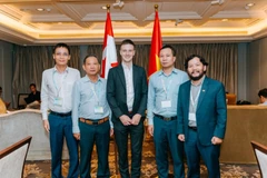 Les délégués de la PVU et les partenaires canadiens présents à l'événement. Photo : https://petrovietnam.petrotimes.vn/