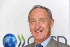 James Kember, ancien ambassadeur de Nouvelle-Zélande au Vietnam (2006-2009) et actuel président de l’Institut néo-zélandais des relations internationales. Photo : VNA