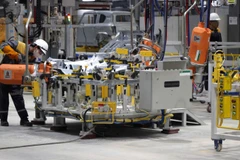 Dans l'usine de voitures électriques VinFast. Photo : VNA