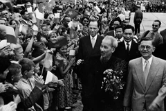 Le Président Hô Chi Minh, un ami proche dont le souvenir vit à jamais dans le cœur des amis internationaux.