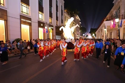 Une représentation au Festival de la créativité de Hanoi en 2024. Photo: VNA