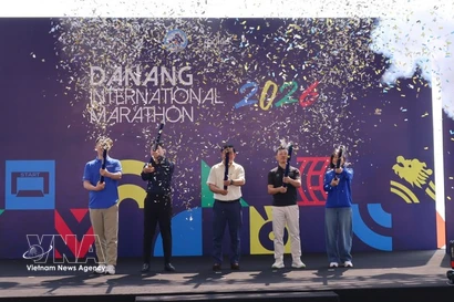 Lors de la cérémonie d'ouverture du Marathon international de Dà Nang 2026. Photo : VNA