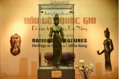 En exposition, la statue de Tara Laksmindra-Lokesvara, vieille de 1.200 ans, un des 30 premiers objets reconnus comme trésors nationaux. Photo : SGGP