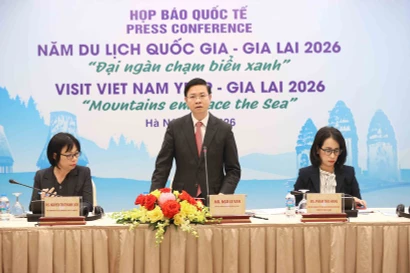 Le vice-ministre des Affaires étrangères, Ngô Lê Van, s’exprime lors de la conférence de presse, à Hanoi, le 5 mars. Photo : VNA