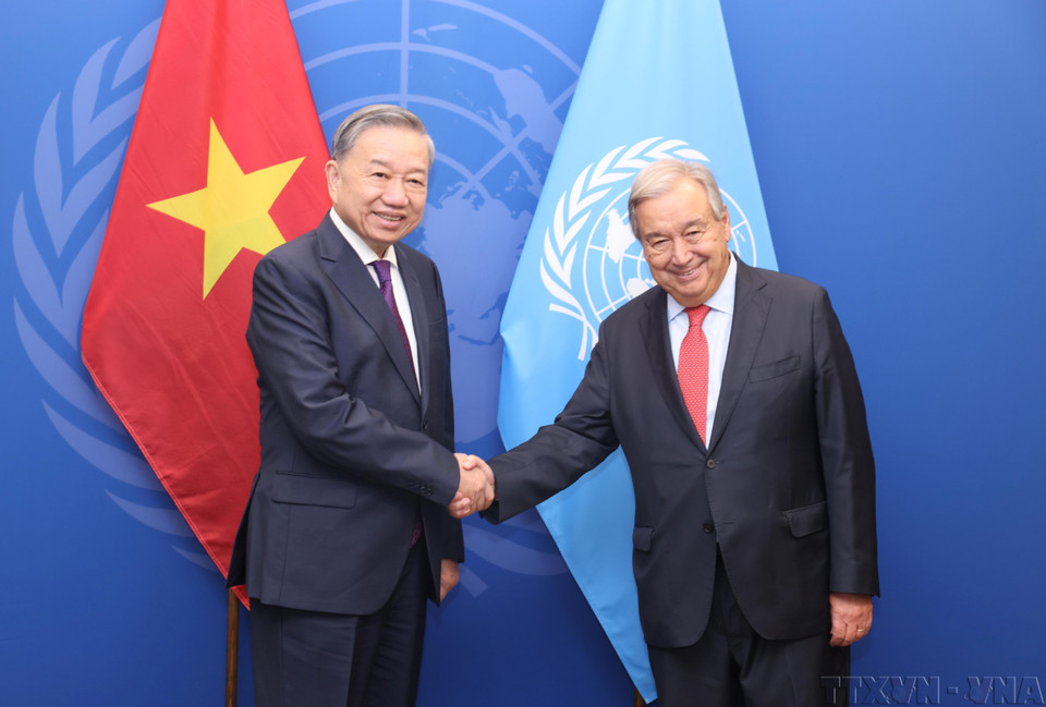Le 24 septembre 2024, le secrétaire général du Parti et président vietnamien, Tô Lâm, rencontre le secrétaire général des Nations Unies, Antonio Guterres, à l’occasion de sa participation à la 79e session de l’Assemblée générale des Nations Unies et de sa visite de travail aux États-Unis. Photo : VNA
