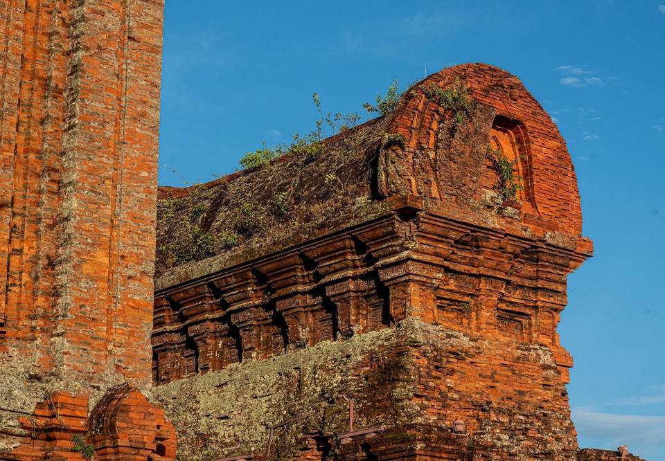 L'architecture raffinée des tours Banh It atteste à la fois de la durabilité des techniques de construction et du haut niveau artistique des anciens Cham. Photo: VNA
