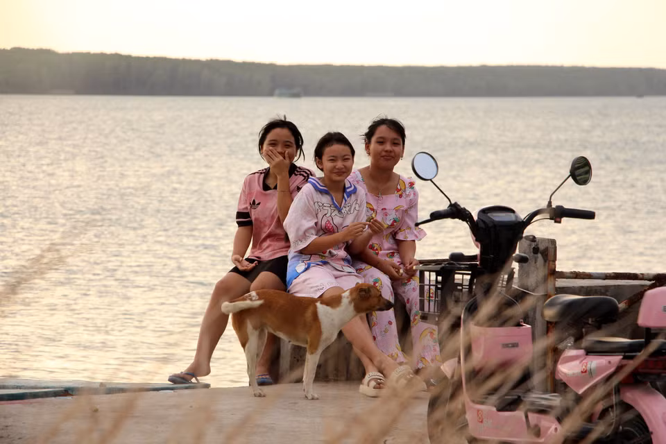 Enfants sur l'île de Thieng Lieng. Photo: VNA