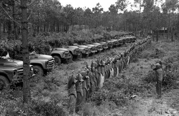 La piste Truong Son a permis de ravitailler les forces du Front de libération nationale du Sud en hommes, en armes et en matériel. Photo : archives de la VNA