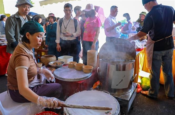 Un festival de couleurs, de parfums et de saveurs régionales. Photo: VNA