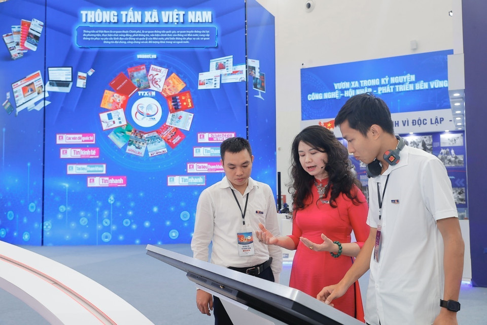 Espace d'exposition sur le parcours de 80 ans de la VNA au Centre des expositions du Vietnam.