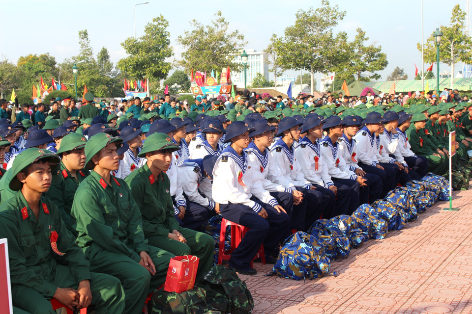 Nouvelles recrues lors de la cérémonie d’incorporation 2026 à Lam Dong. Photo : VNA
