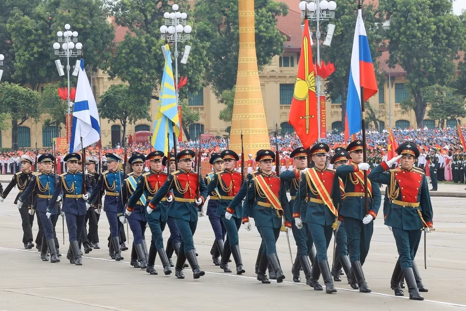 Des forces armées de la Russie au défilé militaire. Photo : VNA