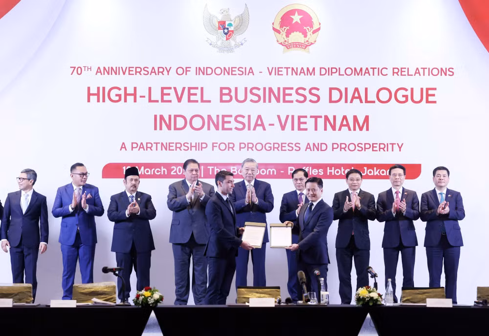 vna-potal-tong-bi-thu-to-lam-du-toa-dam-doanh-nghiep-viet-nam-indonesia-7903810.jpg