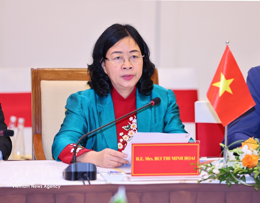 vnanet-potal-hoi-dam-giua-ubtu-mttq-viet-nam-va-hoi-dong-quoc-gia-mat-tran-doan-ket-phat-trien-to-quoc-campuchia-8657391.jpg
