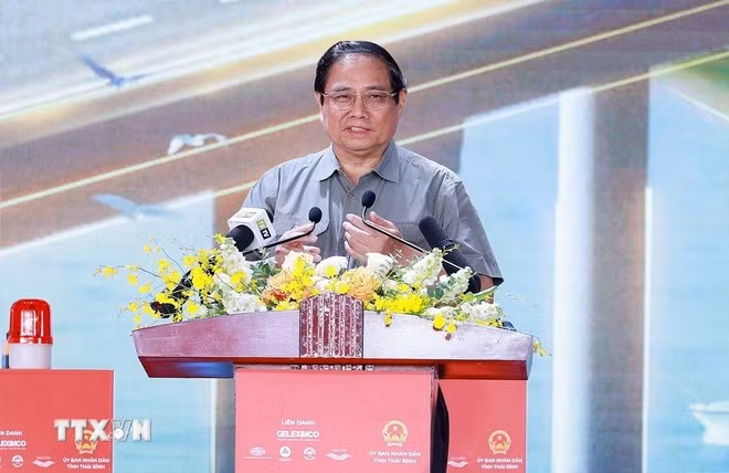 chinh.jpg