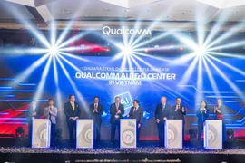 La cérémonie d'inauguration d'un nouveau centre de recherche et développement en intelligence artificielle (IA) au Vietnam. Photo : VNA