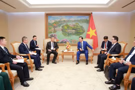 Le gouvernement vietnamien place en priorité l’application de technologies modernes dans les projets ferroviaires