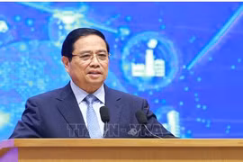 Le Premier ministre Pham Minh Chinh prend la parole, soulignant l’orientation fondée sur l’esprit des « cinq pionniers, cinq “avoir” et cinq “ne pas” ». Photo : VNA