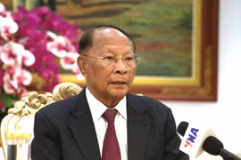Samdech Akka Moha Ponhea Chakrei Heng Samrin, président honoraire du Conseil consultatif suprême du Roi du Cambodge et président honoraire du Parti du peuple cambodgien