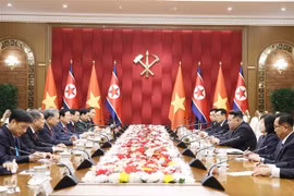 Entretien à Pyongyang entre le secrétaire général du Parti communiste du Vietnam, To Lam et le secrétaire général du Parti du travail de Corée et président de la Commission des affaires d’État de la RPDC, Kim Jong Un. Photo : VNA