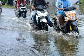 la station météorologique de Tanjung Priok de l'Agence indonésienne de météorologie, de climatologie et de géophysique (BMKG) avait émis une alerte précoce concernant les inondations côtières du 26 décembre 2024 au 3 janvier 2025. Photo : Antara