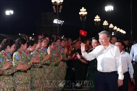 Le secrétaire général du Parti communiste du Vietnam et secrétaire de la Commission militaire centrale, Tô Lâm, assiste à l’événement à Hanoï. Photo : VNA