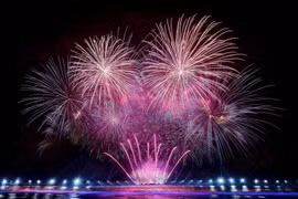Spectacle « Symphonie de l'île verte » est créé en seulement deux mois. Photo : Sun Group