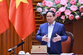 Le Premier ministre Pham Minh Chinh préside la réunion. Photo : VNA
