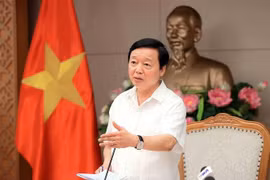 Le vice-Premier ministre Tran Hong Ha a présidé vendredi 23 septembre à Hanoï une réunion cruciale pour faire face au super typhon Ragasa. Photo : VNA