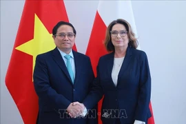 Le Premier ministre Pham Minh Chinh a eu le 17 janvier avec la présidente du Sénat polonais Malgorzata Kidawa-Blonska. Photo : VNA