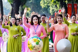 La femme vietnamienne dans la nouvelle ère - véritable moteur du développement