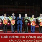Ouverture du tournoi élargi de football des polices de l'ASEAN 2025 à Hanoï