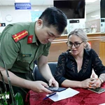 VNeID pour les étrangers au Vietnam à partir du 1er juillet. Photo: VNA